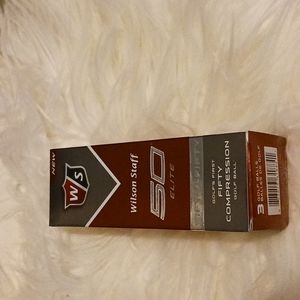 Wilson Staff 3 pack Golf Balls. NWOT. Box damaged but as isnt seen last picture.